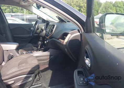 2016 Jeep Cherokee Latitude из США, поврежденный, VIN 1C4PJLCB4GW287540